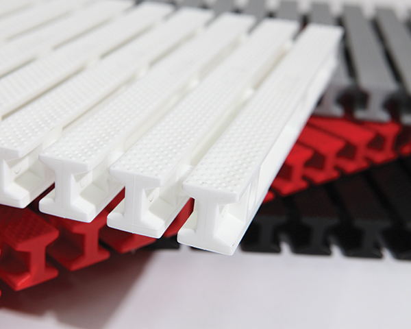 Thumbnail for Transverse Grating for Pools