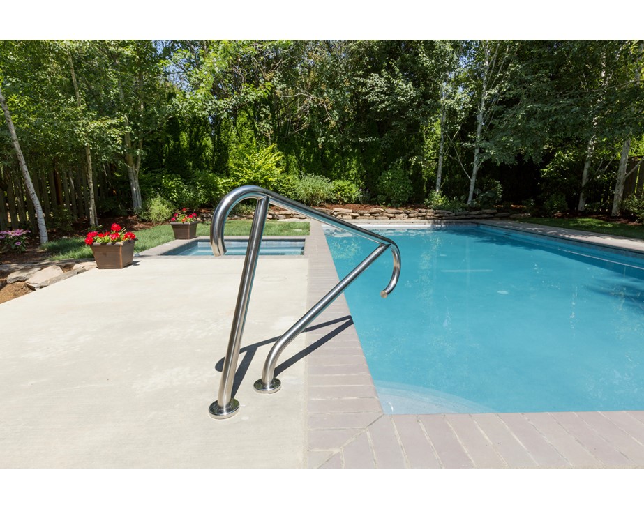 Meridian Series Stair Rail | Pool Rails & Ladders | S.R.Smith