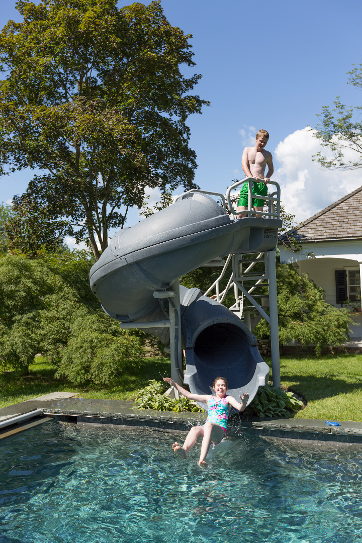 Vortex Full Tube Swimming Pool Waterslide with Staircase