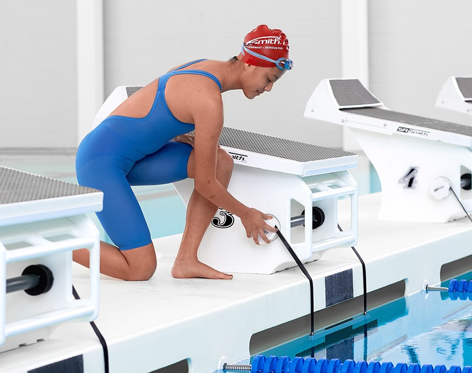 Velocity Advantage Starting Block with Model Adjusting Backstroke Start Thumbnail for Velocity Advantage Starting Block with Model Adjusting Backstroke Start