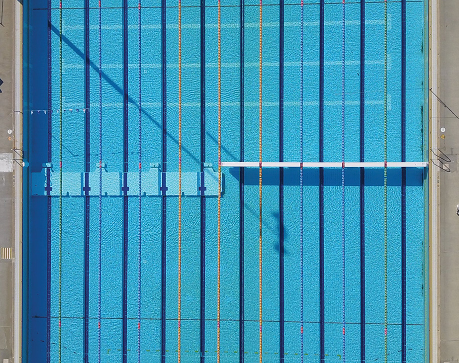 Submersible Swim Wall Systems® | S.R.Smith
